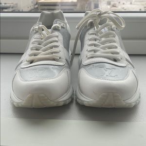 LOUIS VUITTON MEN’S SNEAKERS